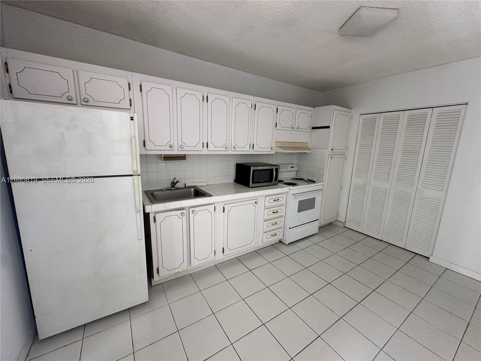 1340 Lincoln Road 309 — photo 2