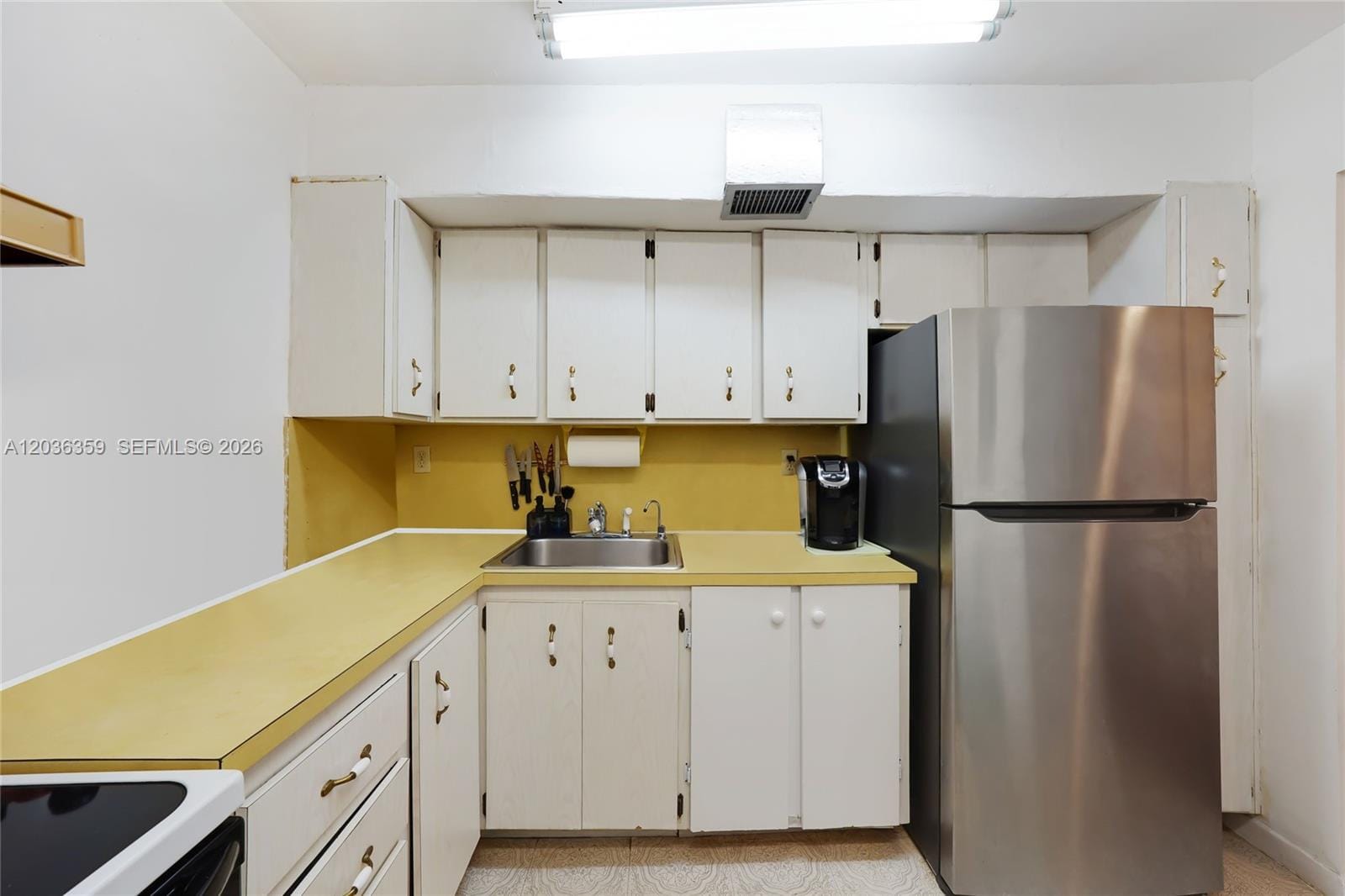 250 180th Drive 407 — photo 6