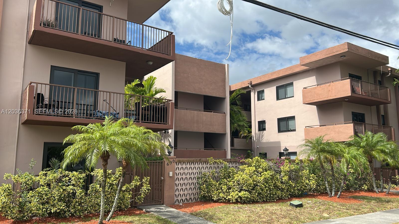 690 NE 123rd Street 207, North Miami, FL 33161, North Miami