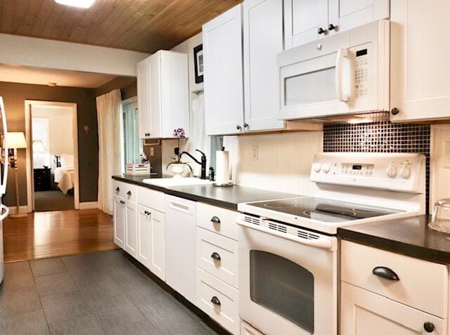 7460 SW 42nd Place — photo 8