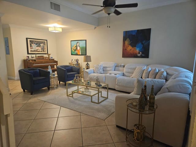 3829 Schoolhouse Rd Road E 3, Fort Myers, FL 33916