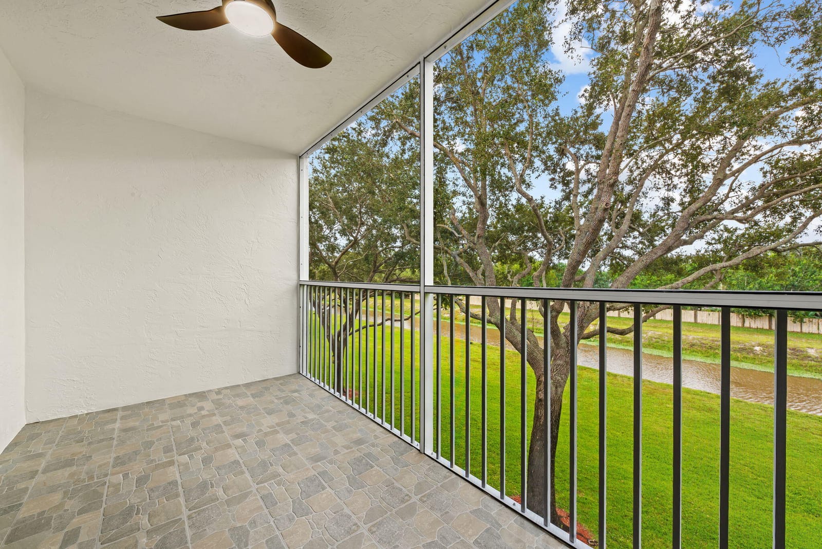 4734 E Lucerne Lakes Blvd E 303, Lake Worth, FL 33467 photo 17
