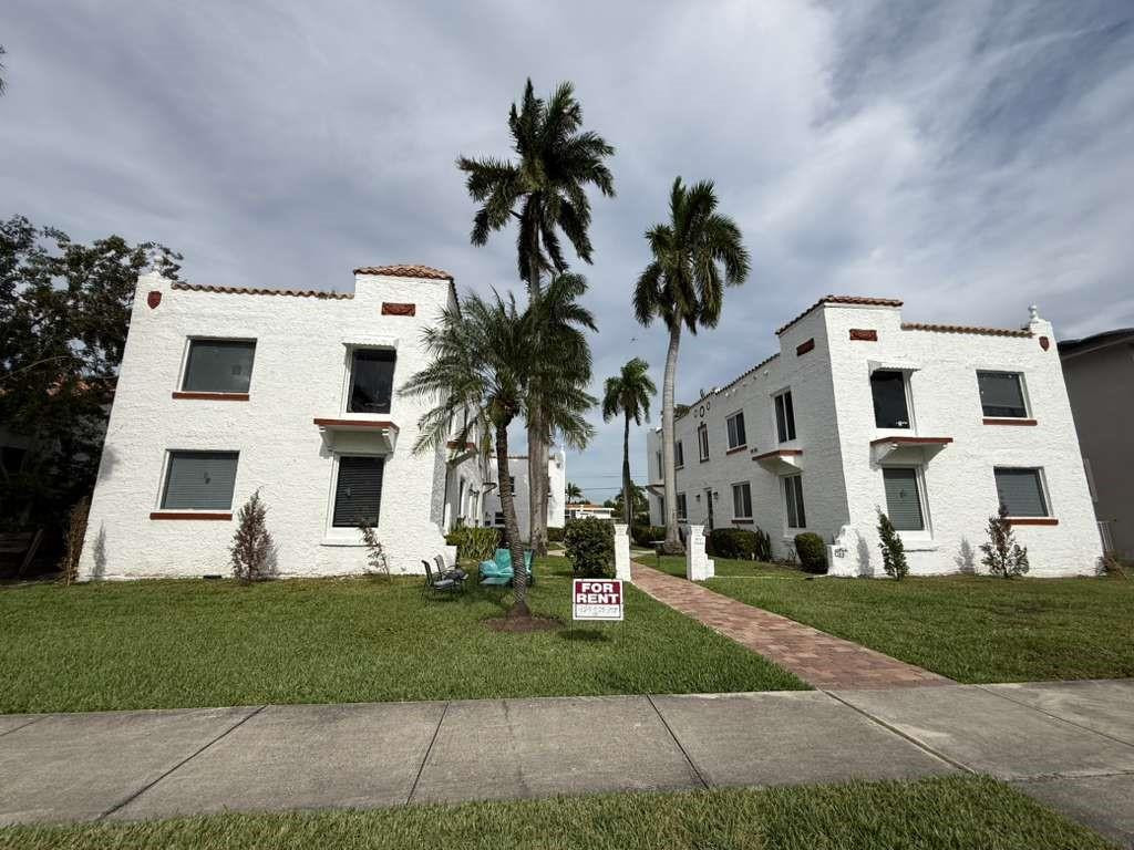 817 Tyler Street 8, Hollywood, FL 33019, Hollywood