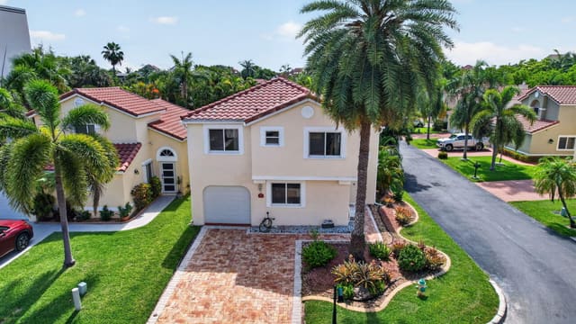 1306 SE 5th Court, U S Lend Lease Plat No One, Dania Beach, FL