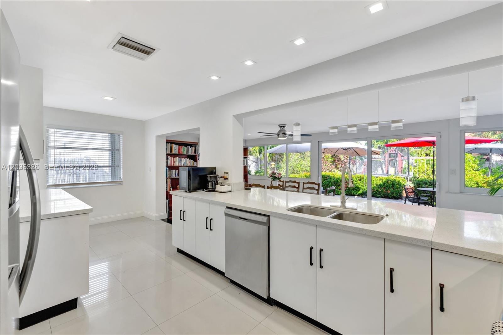 2261 NE 62nd Street, Fort Lauderdale, FL 33308 photo 9