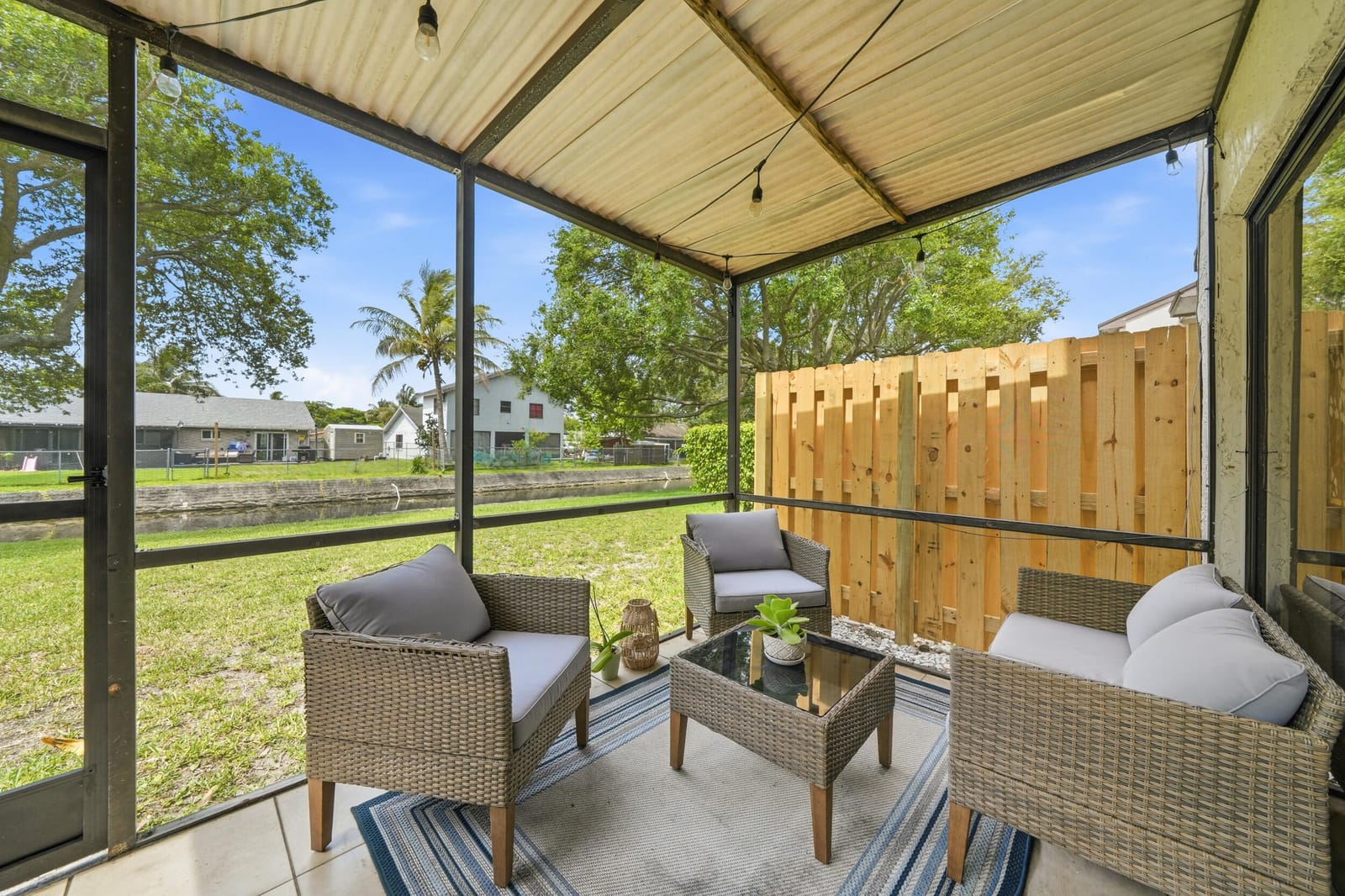 4737 NW 82nd Avenue 1207, Lauderhill, FL 33351 photo 3