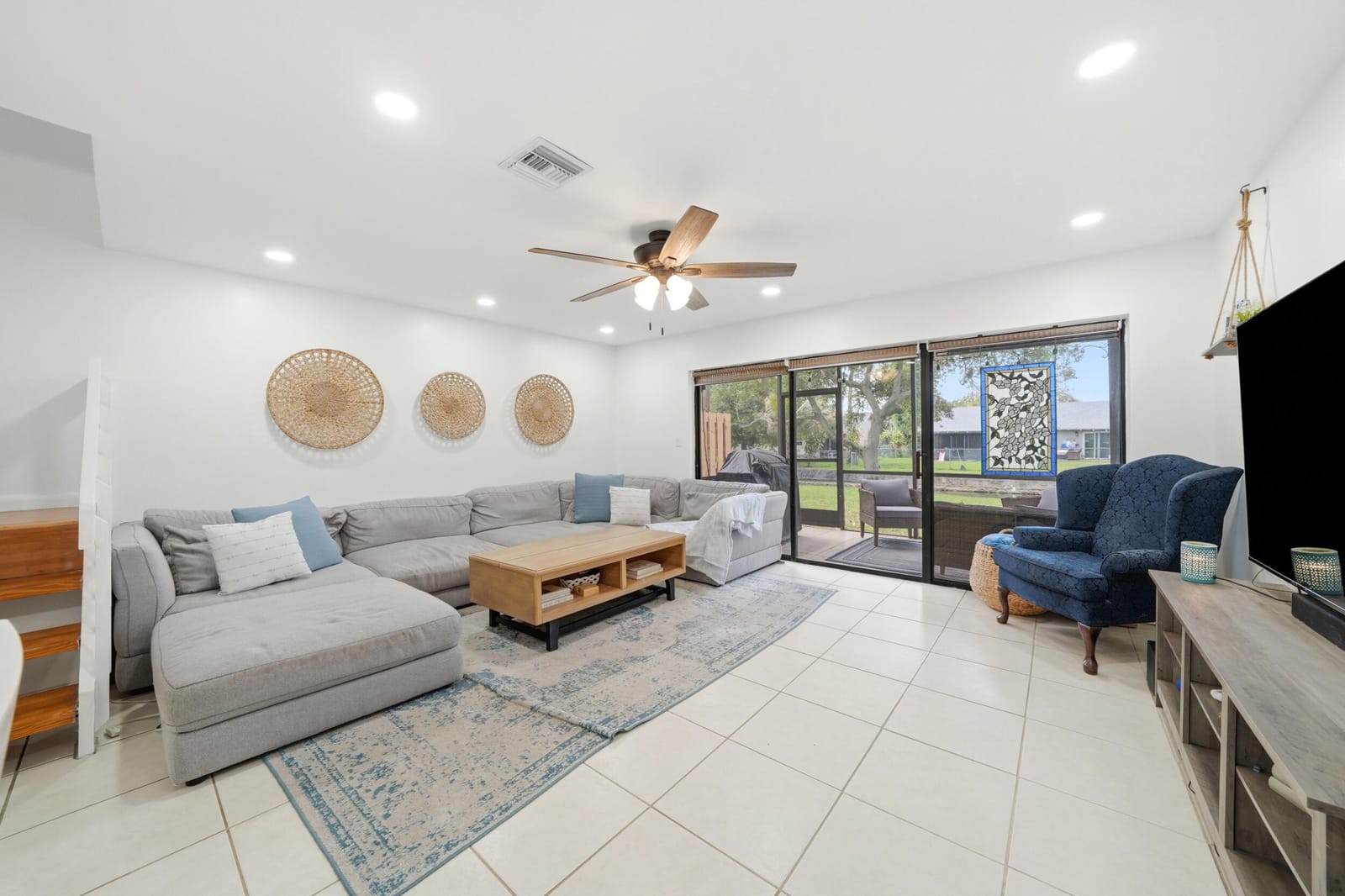 4737 NW 82nd Avenue 1207, Lauderhill, FL 33351 photo 5