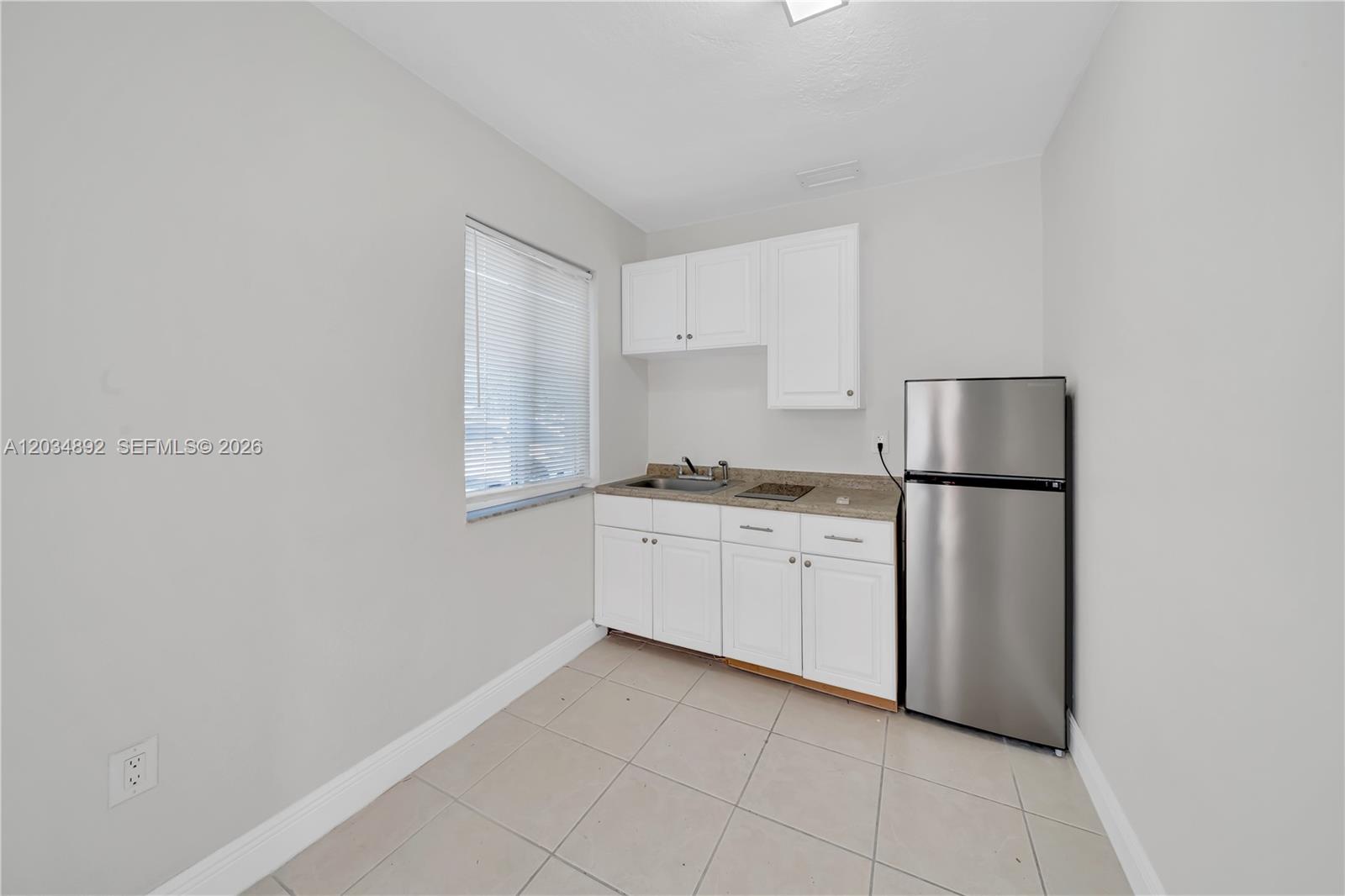 7555 SW 28th St Road b, Miami, FL 33155, Miami