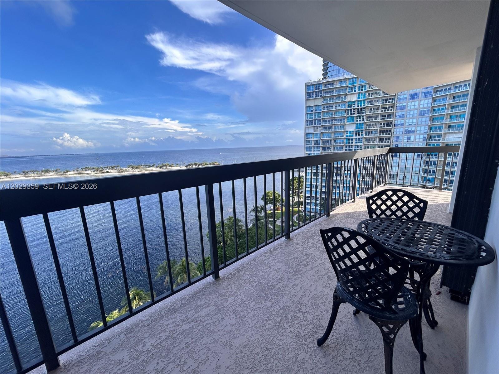 2333 Brickell Avenue 1402, Miami, FL 33129 photo 12
