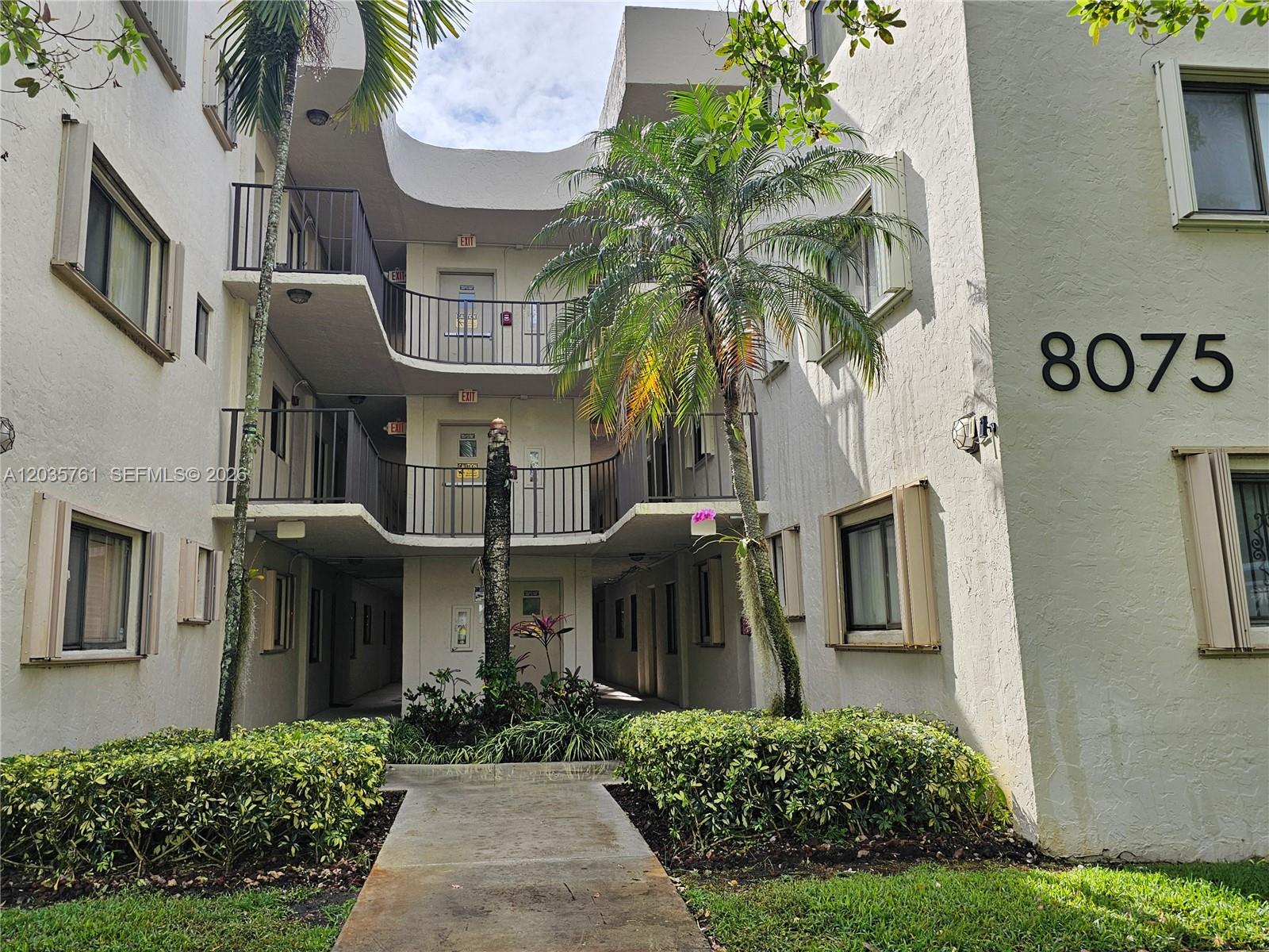 8075 SW 107th Avenue 114, Miami, FL 33173 photo 4