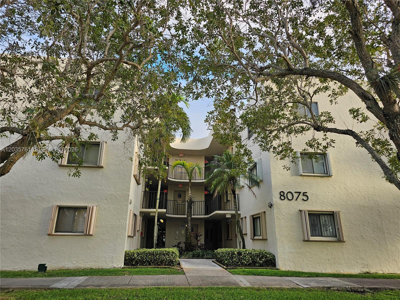 8075 SW 107th Avenue 114, Miami, FL 33173 photo 6