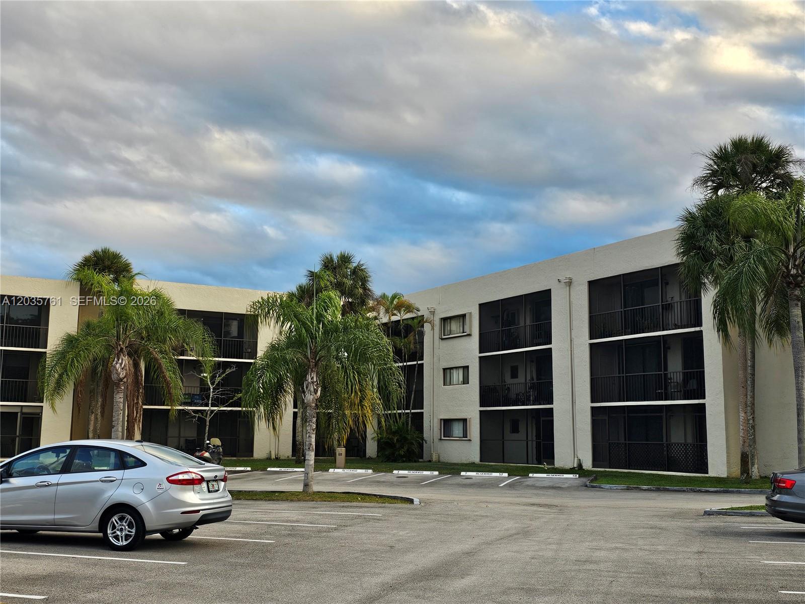 8075 SW 107th Avenue 114, Miami, FL 33173 photo 7
