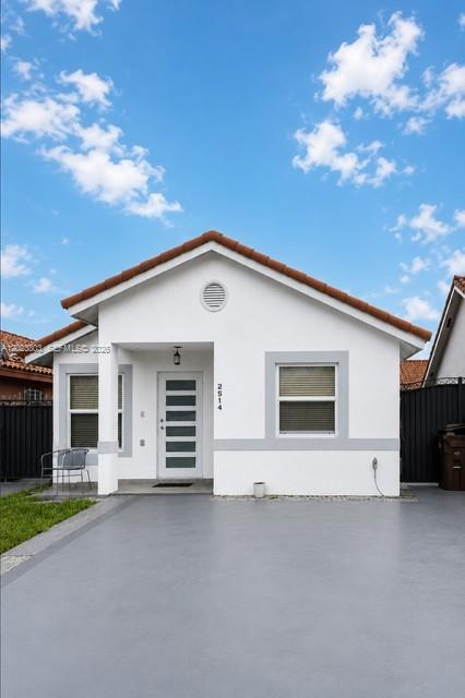 2514 W 74th Street, Hialeah, FL 33016, Hialeah