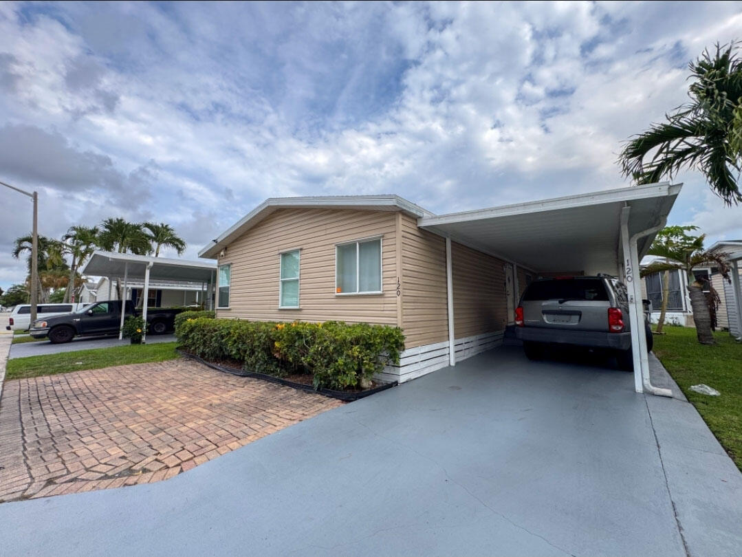 120 Plantation Boulevard 120, Lake Worth, FL 33467, Lake Worth