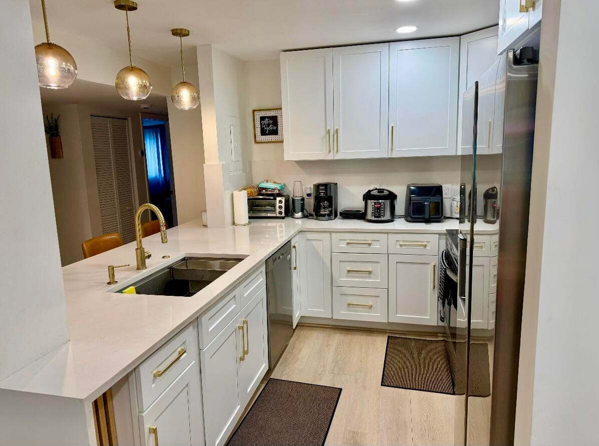 22415 SW 61st Way 106 — photo 9