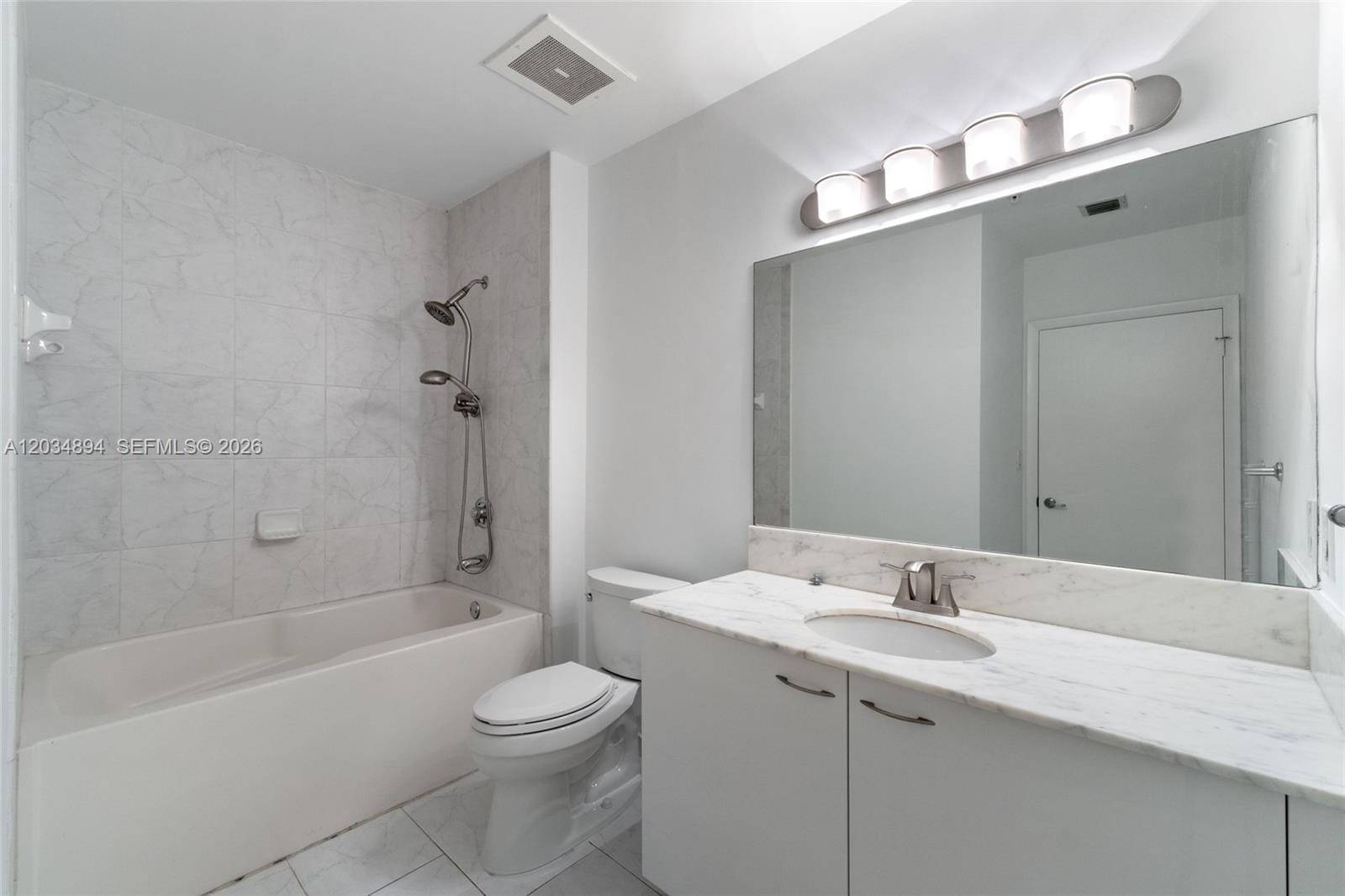 133 NE 2nd Avenue 801 — photo 8