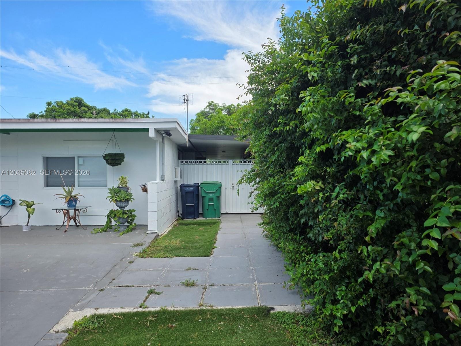 10220 SW 164th Street — photo 2