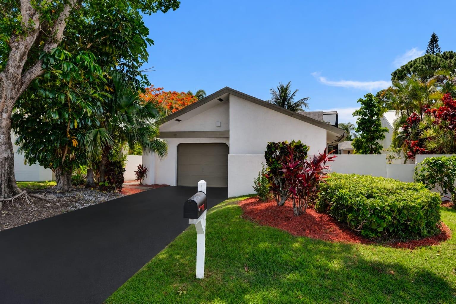 820 NW 21st Way 820, Delray Beach, FL 33445, Delray Beach