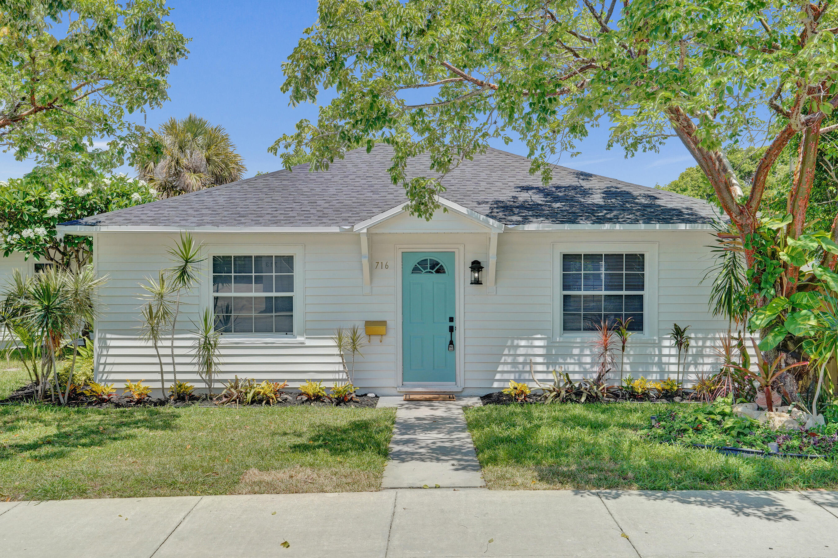 716 S Pine Street, Lake Worth Beach, FL 33460, Lake Worth Beach