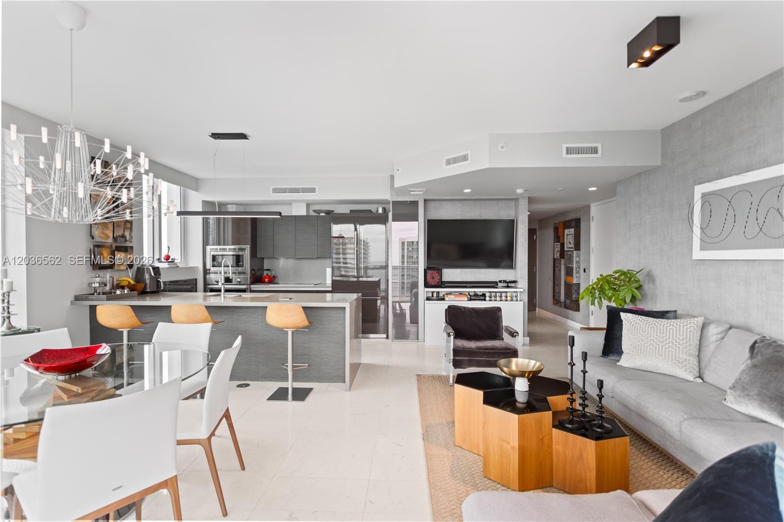 1080 Brickell Avenue 3300, Miami, FL 33131 photo 25