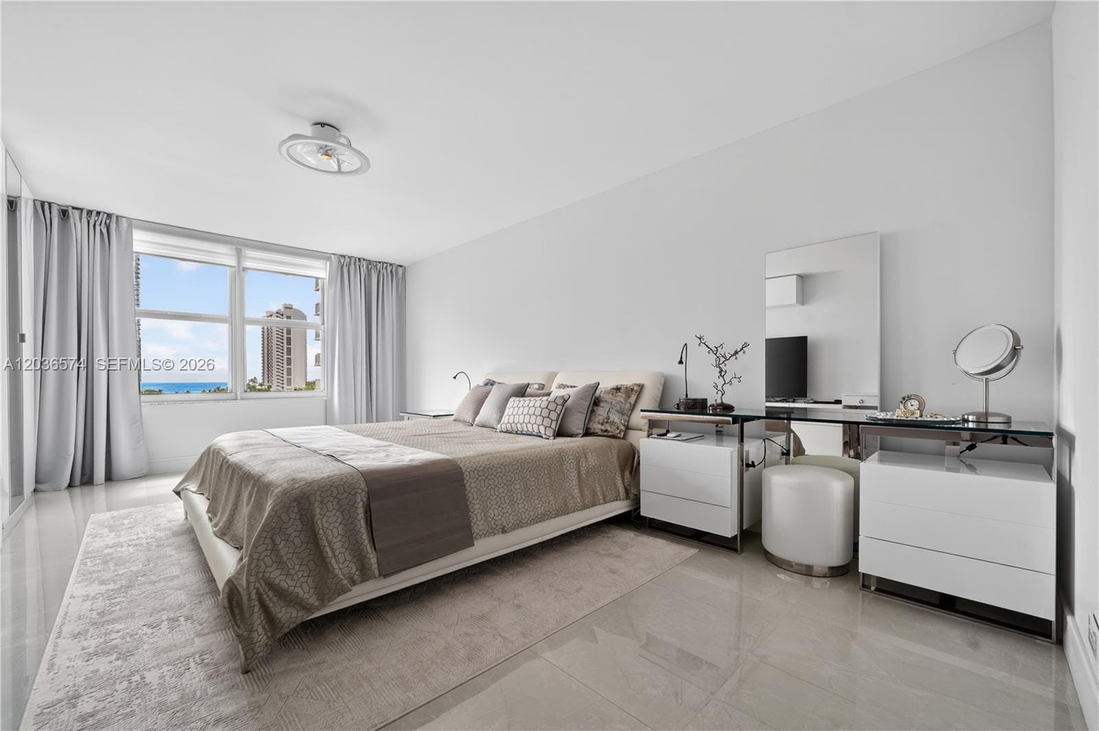 231 174th Street 818, Sunny Isles Beach, FL 33160 photo 26