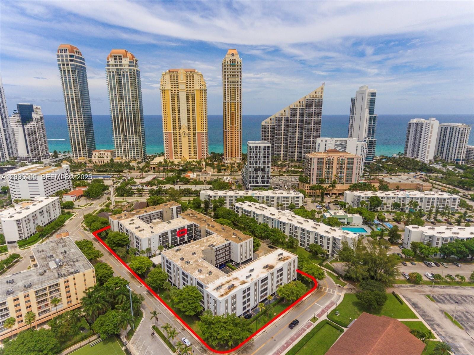 201 178th Drive 426, Sunny Isles Beach, FL 33160 photo 2