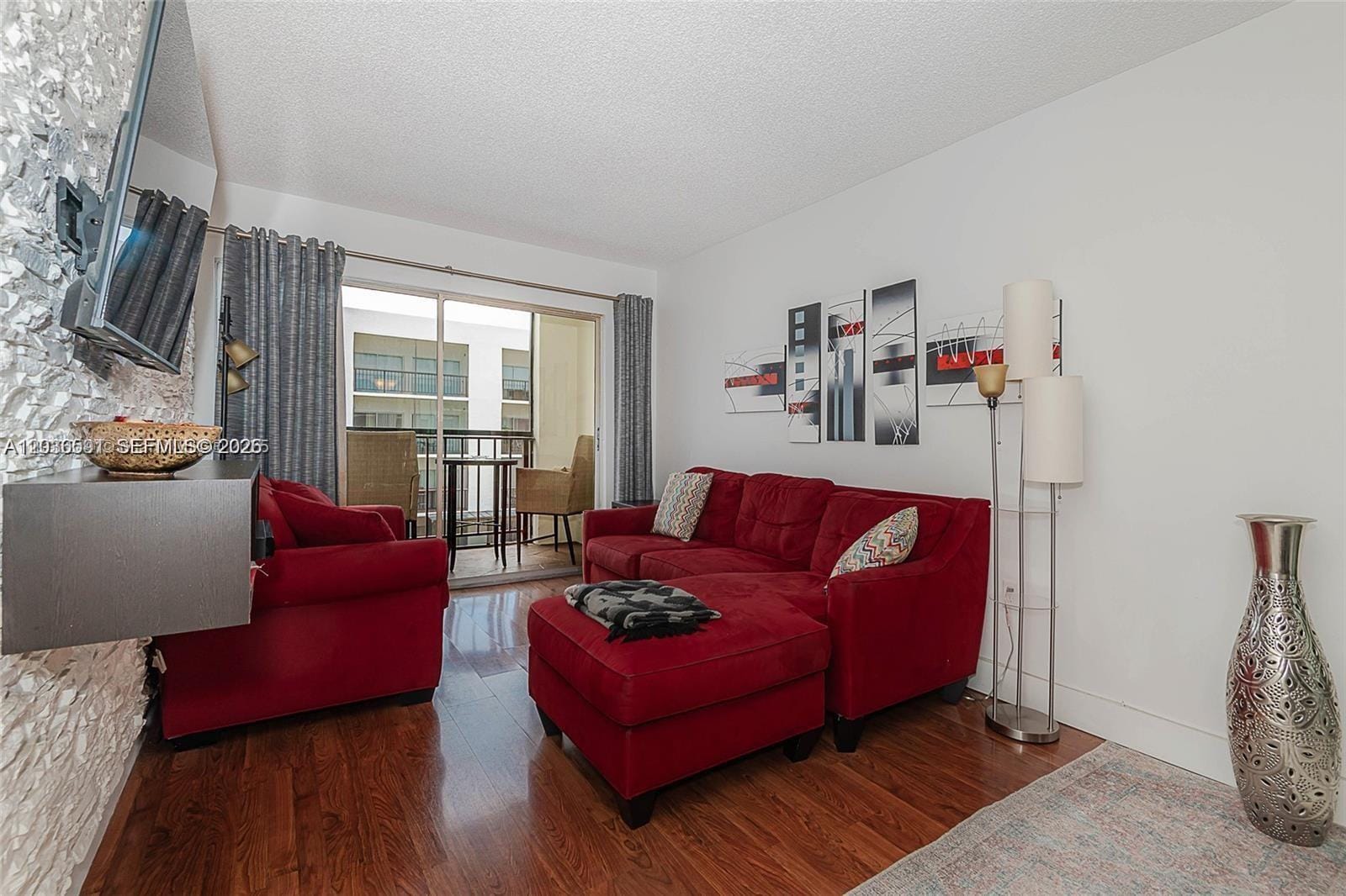 201 178th Drive 426, Sunny Isles Beach, FL 33160 photo 4