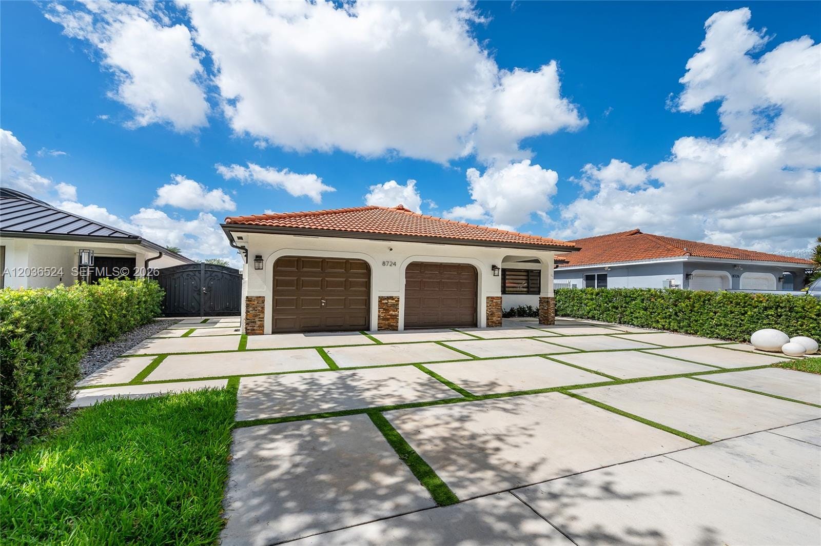 8724 NW 149th Terrace — photo 4