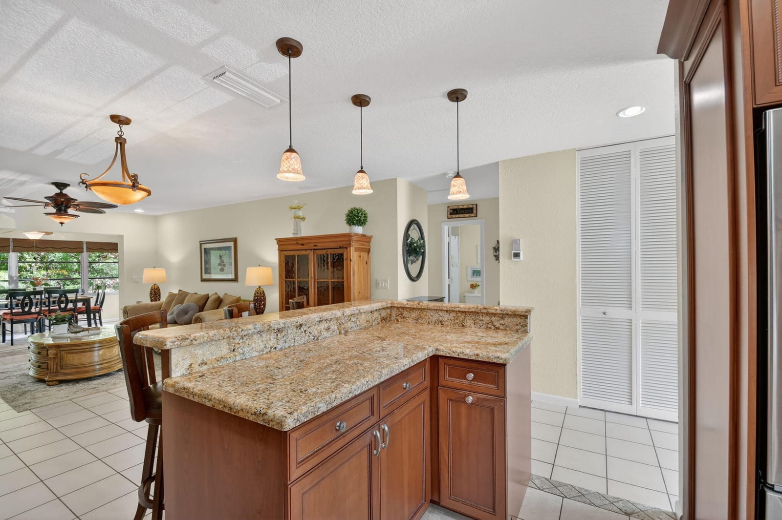 300 Cape Cod Circle — photo 9