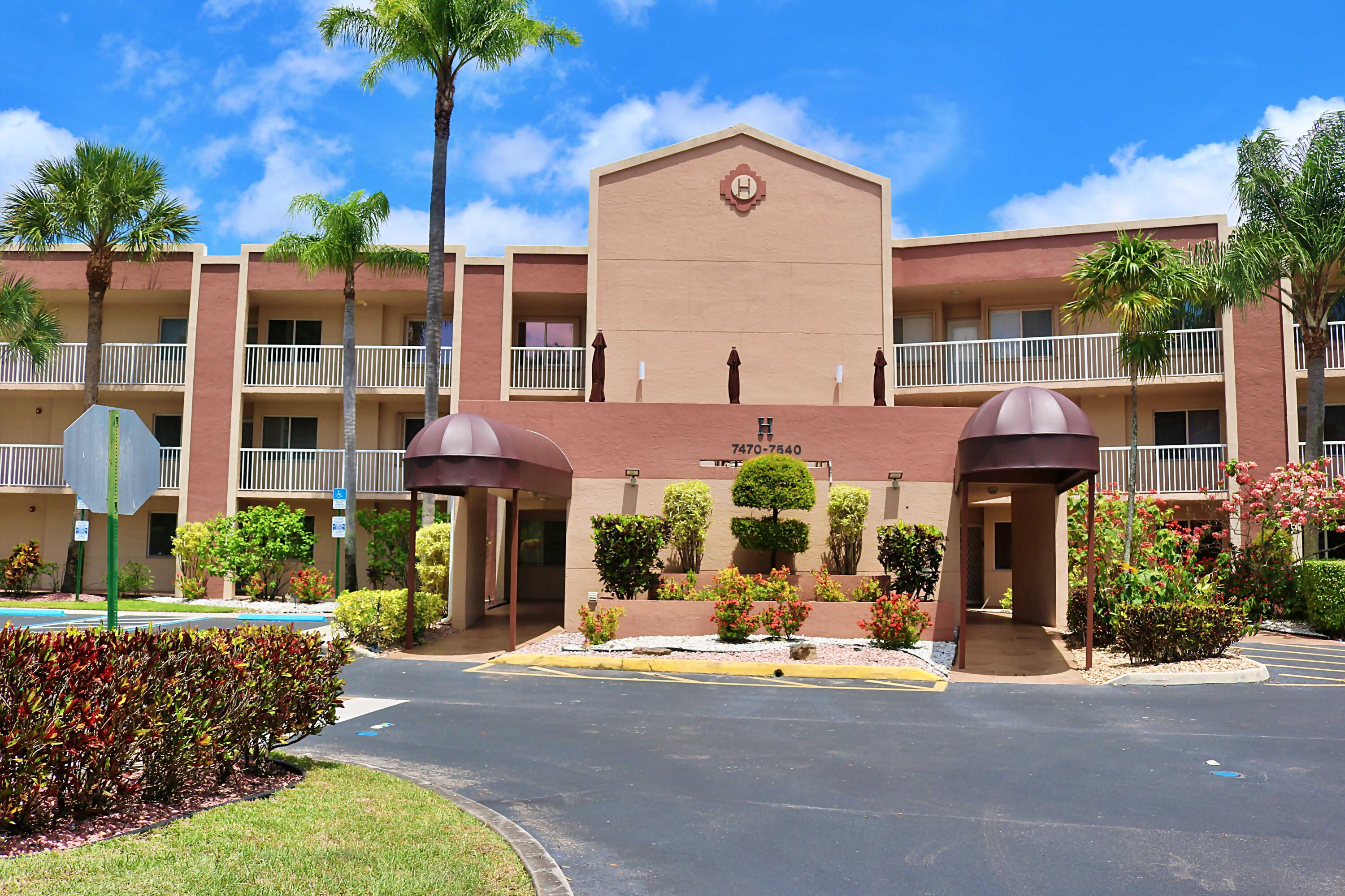 7538 N Devon Drive 311, Tamarac, FL 33321, Tamarac