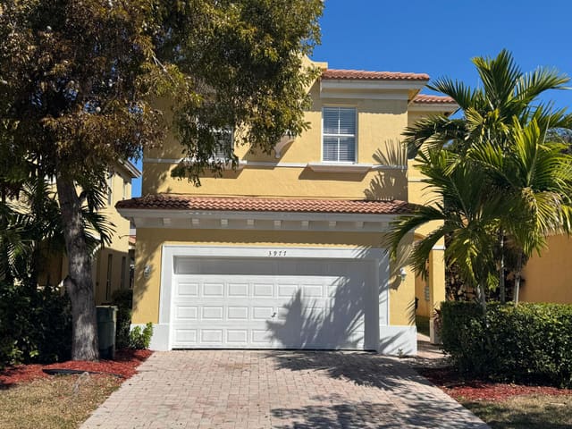 3977 NE 11th Drive, Homestead, FL 33033