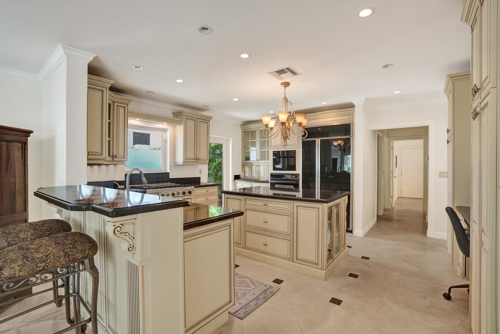 449 Isle Of Palms Drive — photo 11