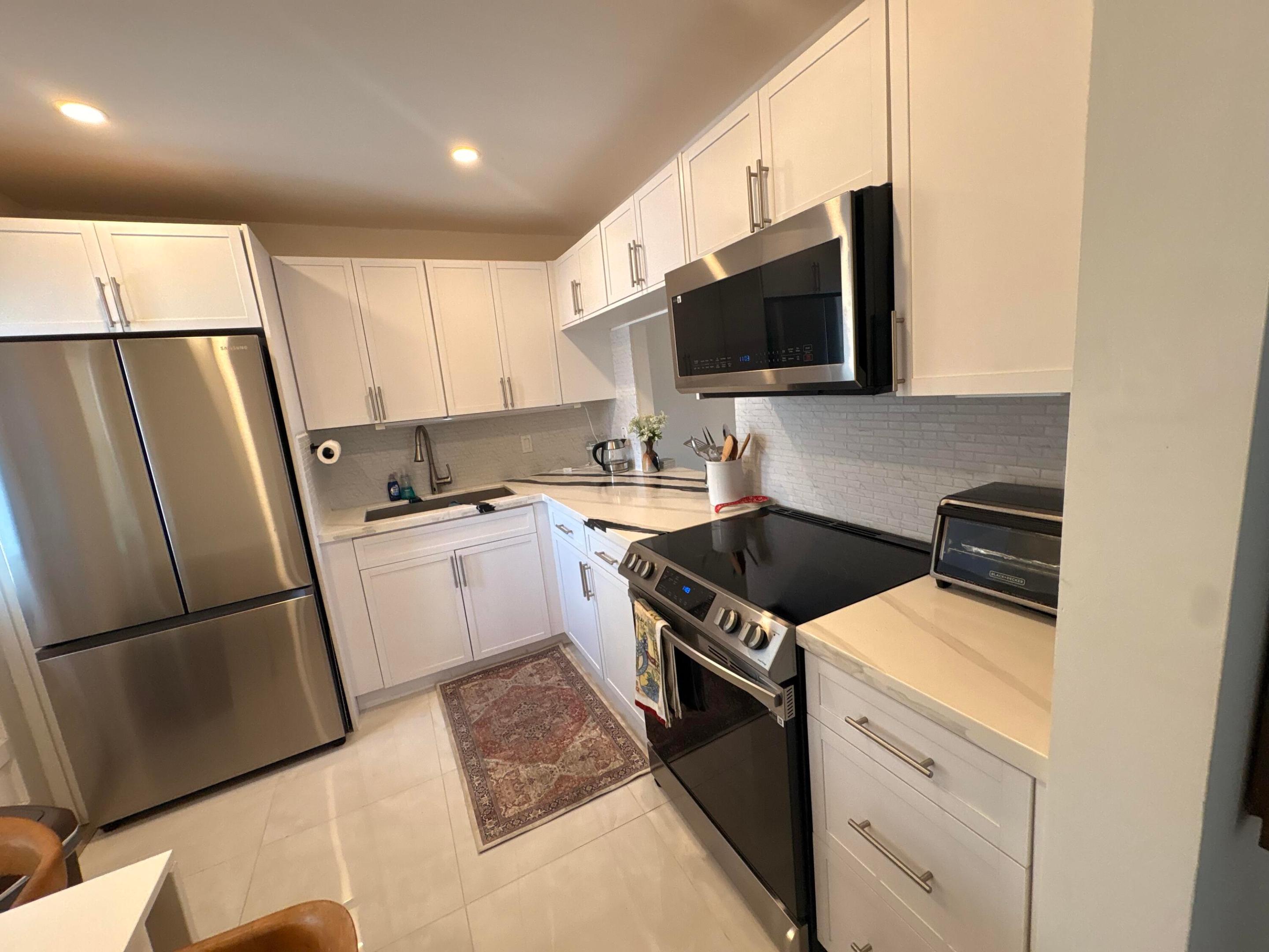608 NE 2nd Street 432, Dania Beach, FL 33004, Dania Beach