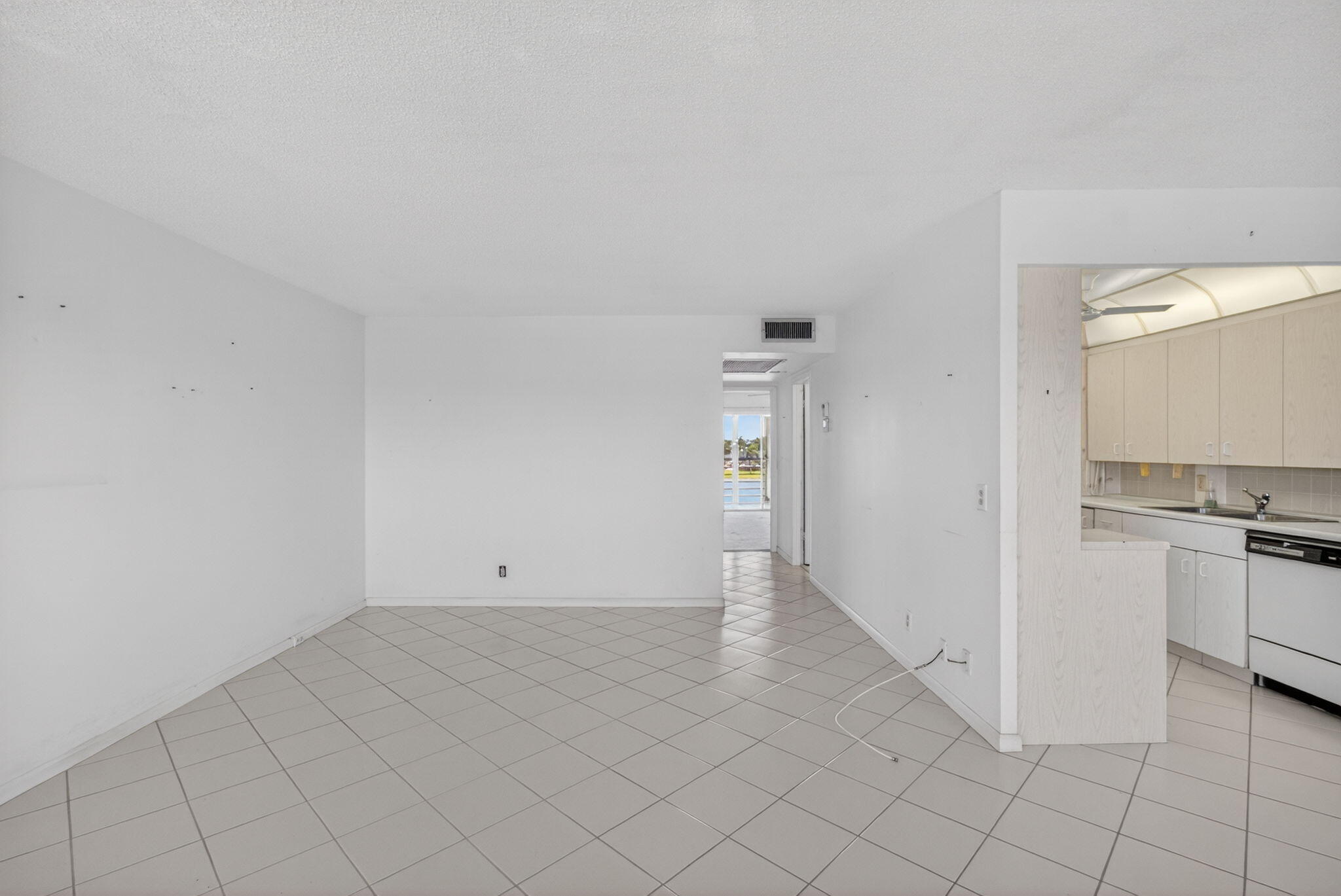 4059 Guildford D, Boca Raton, FL 33434 photo 4