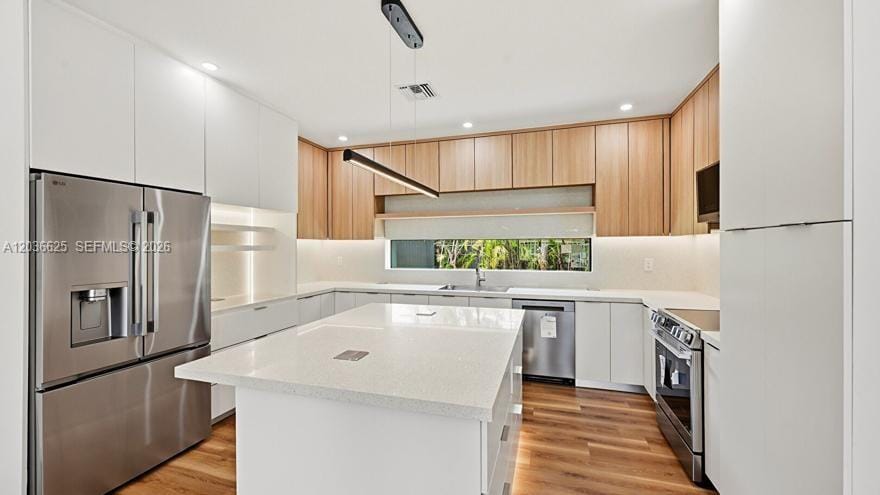 1140 NE 201st Terrace, Miami, FL 33179 photo 18