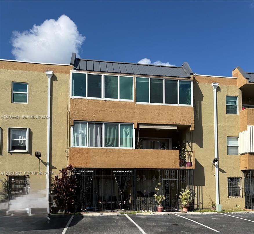 6070 W 18th Avenue 209, Hialeah, FL 33012, Hialeah