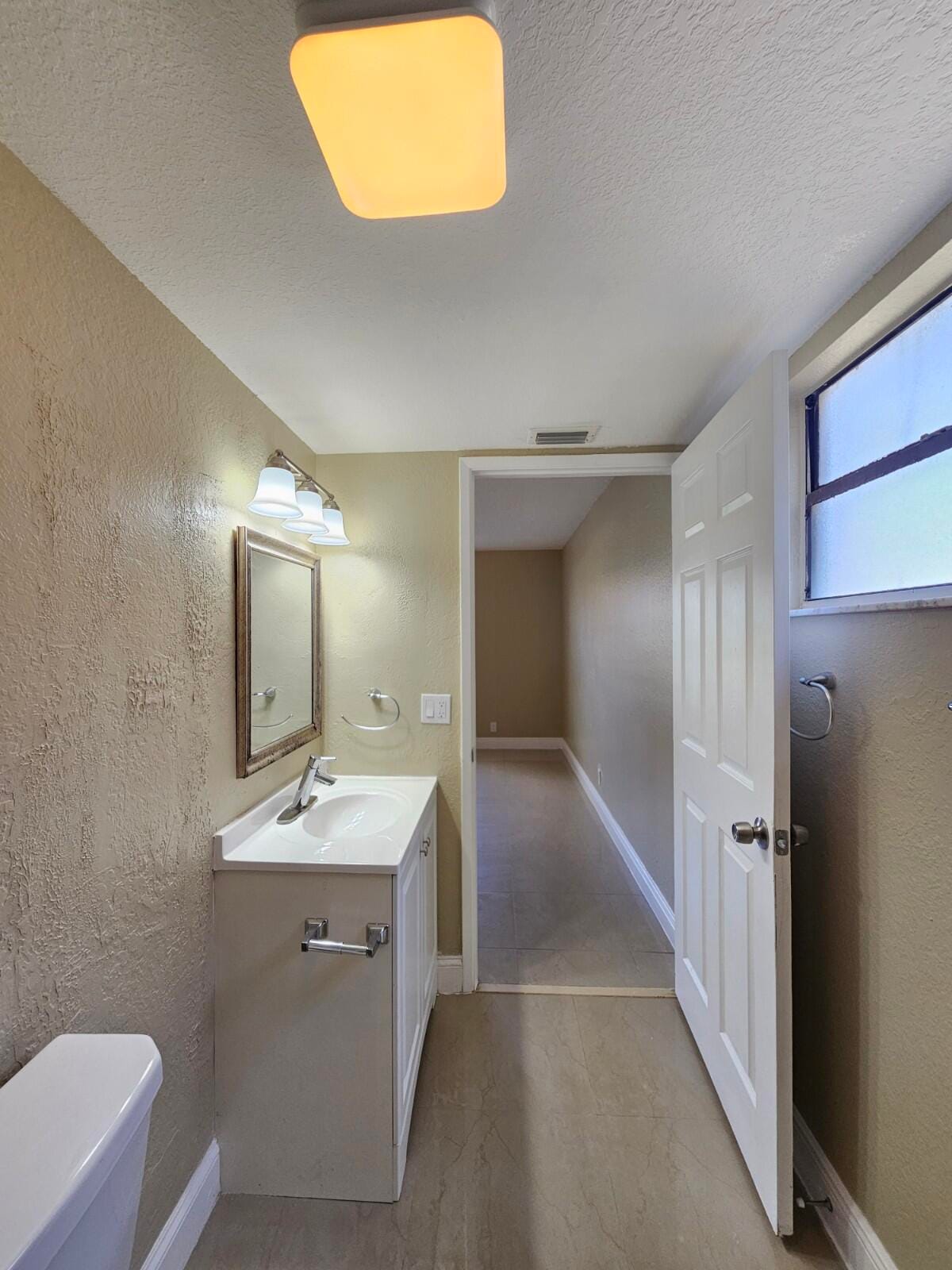 1440 Windorah Way C — photo 4
