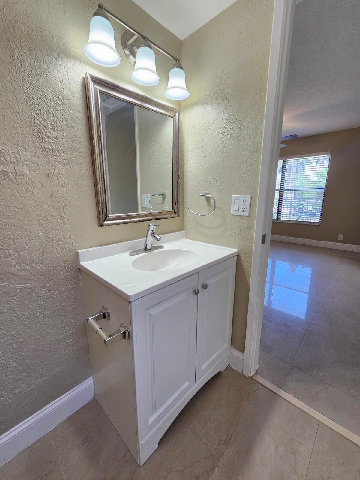 1440 Windorah Way C — photo 5