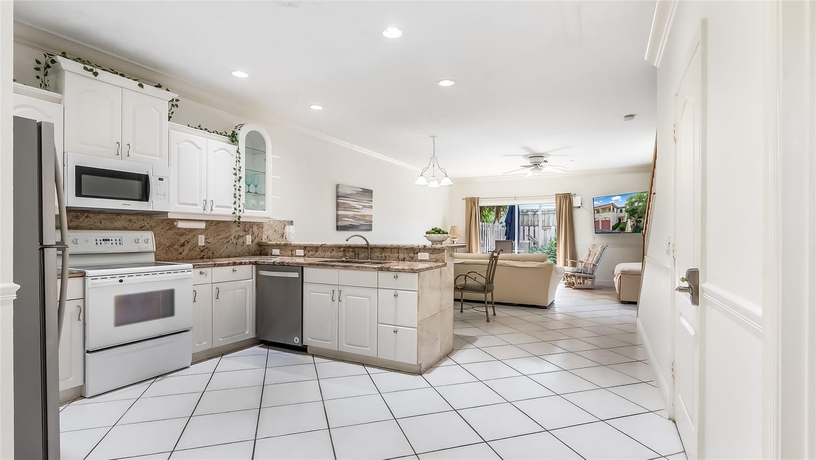 512 S Ocean Boulevard — photo 3