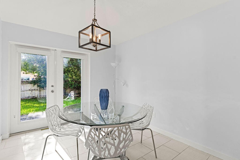 1022 41st Avenue, Vero Beach, FL 32960 photo 8