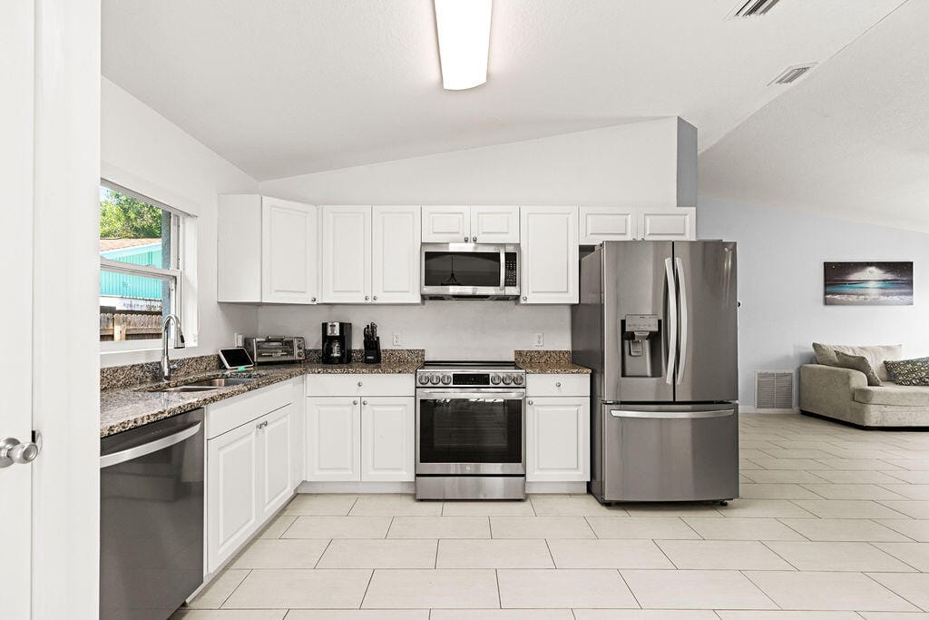 1022 41st Avenue, Vero Beach, FL 32960 photo 9