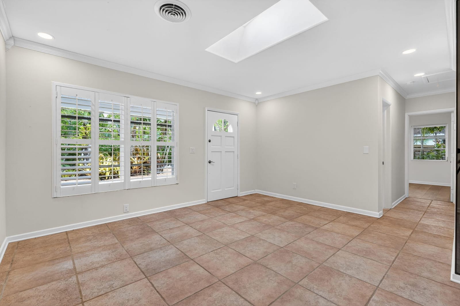 606 Paulina Road — photo 11