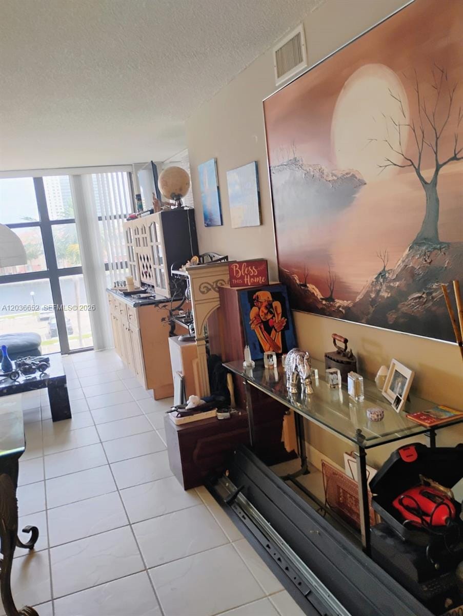 200 Leslie Drive 324 — photo 5