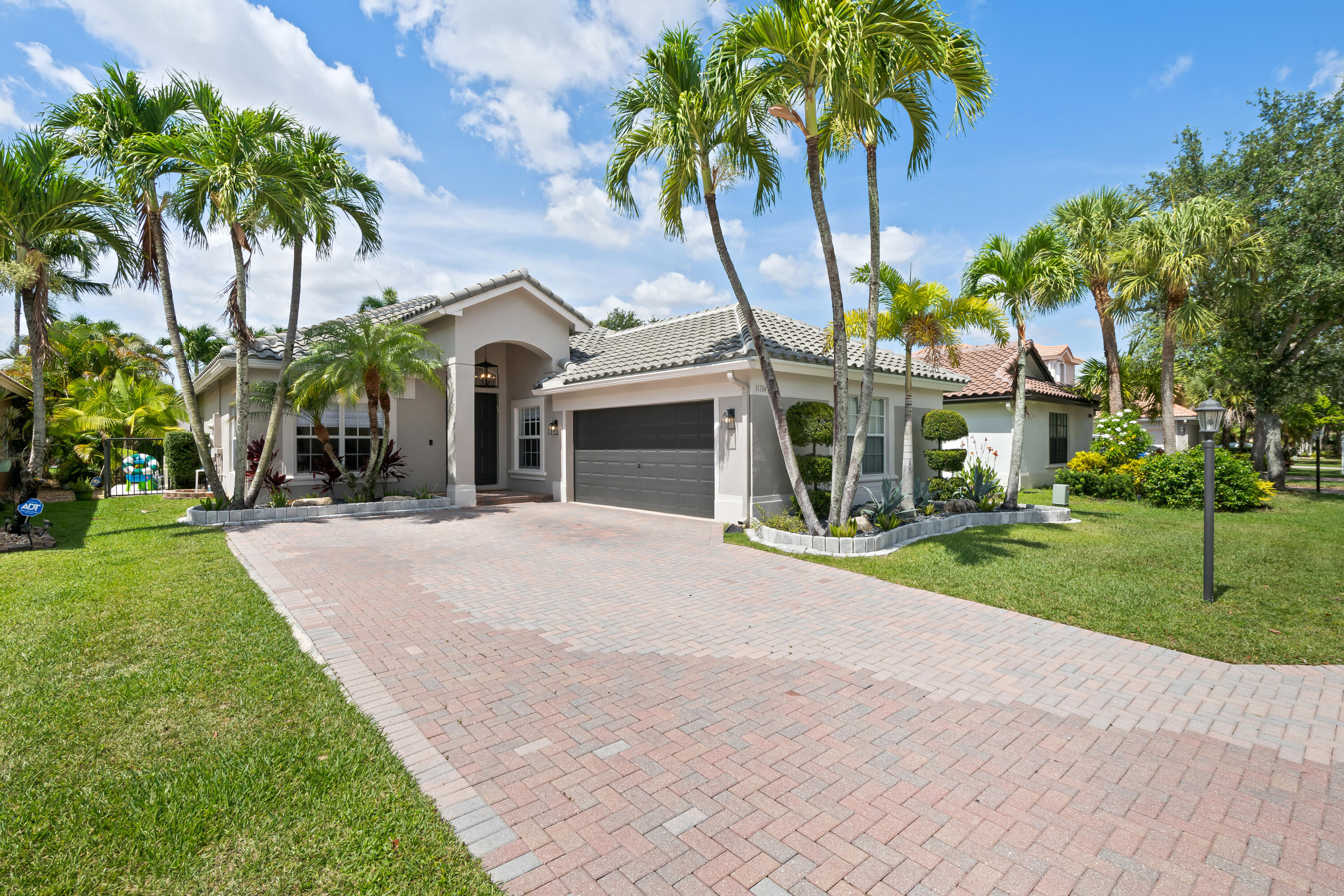 Pending home at 11184 NW 65th Court, Parkland, FL 33076