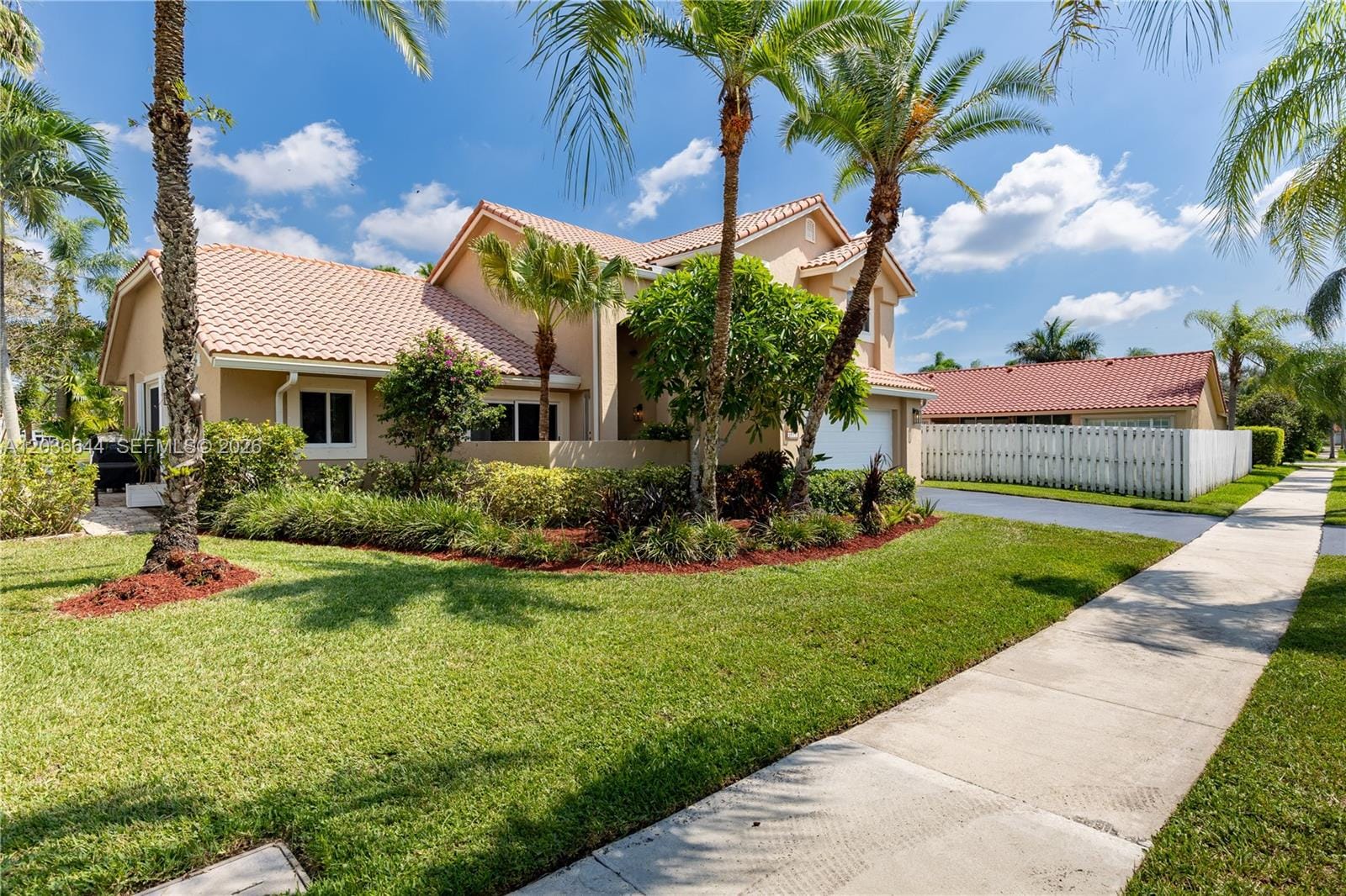 1171 Laguna Springs Drive, Weston, FL 33326 photo 3