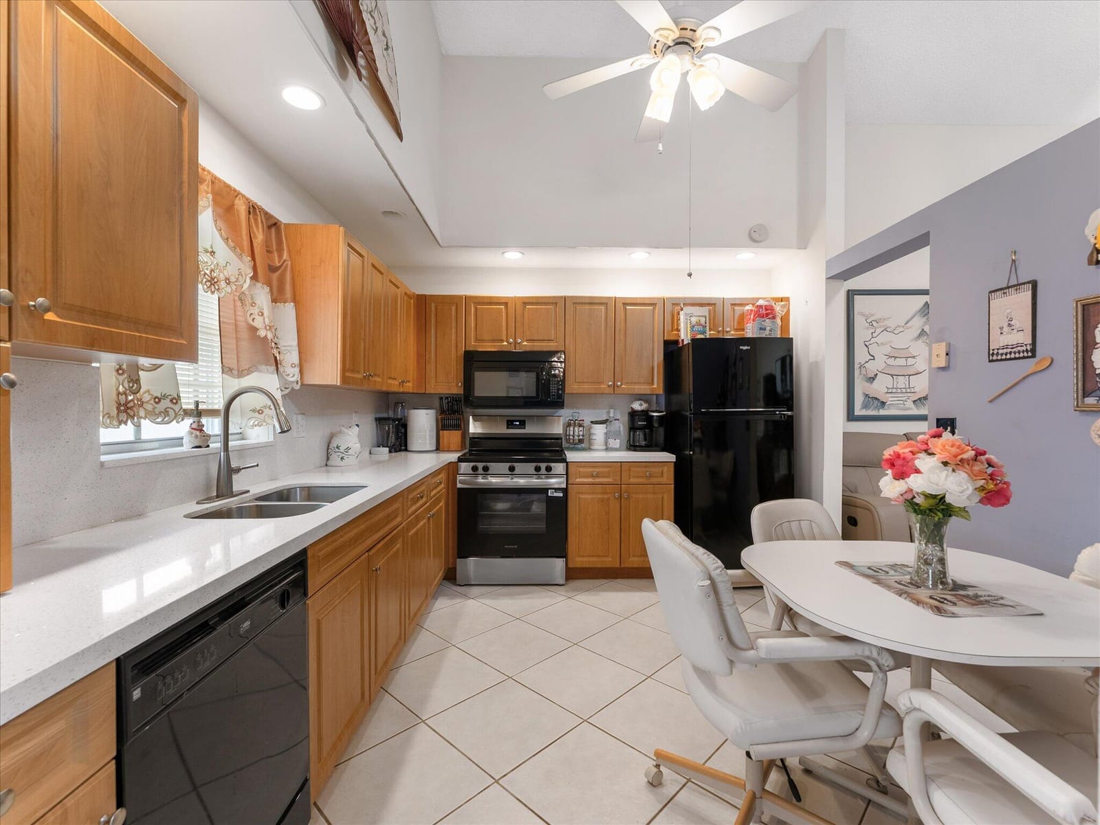 3897 Dafilee Circle — photo 11