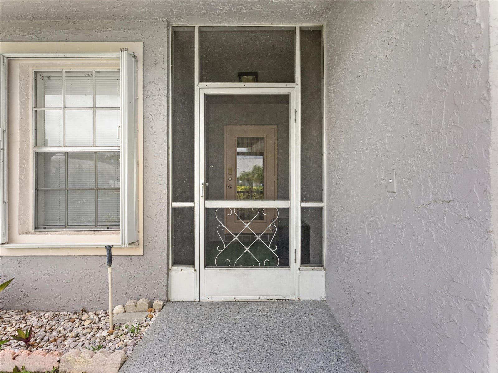 3897 Dafilee Circle — photo 5