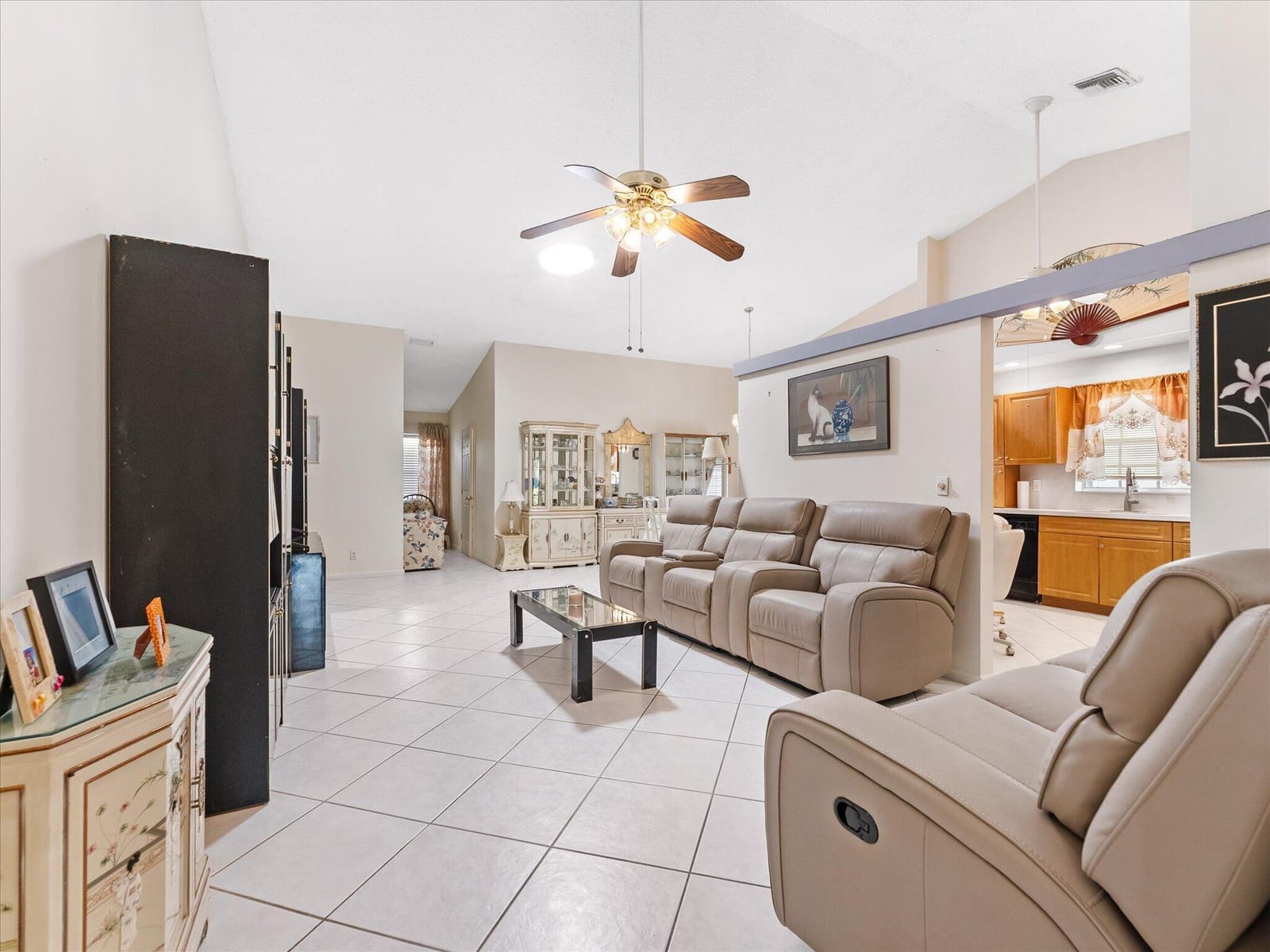 3897 Dafilee Circle — photo 8
