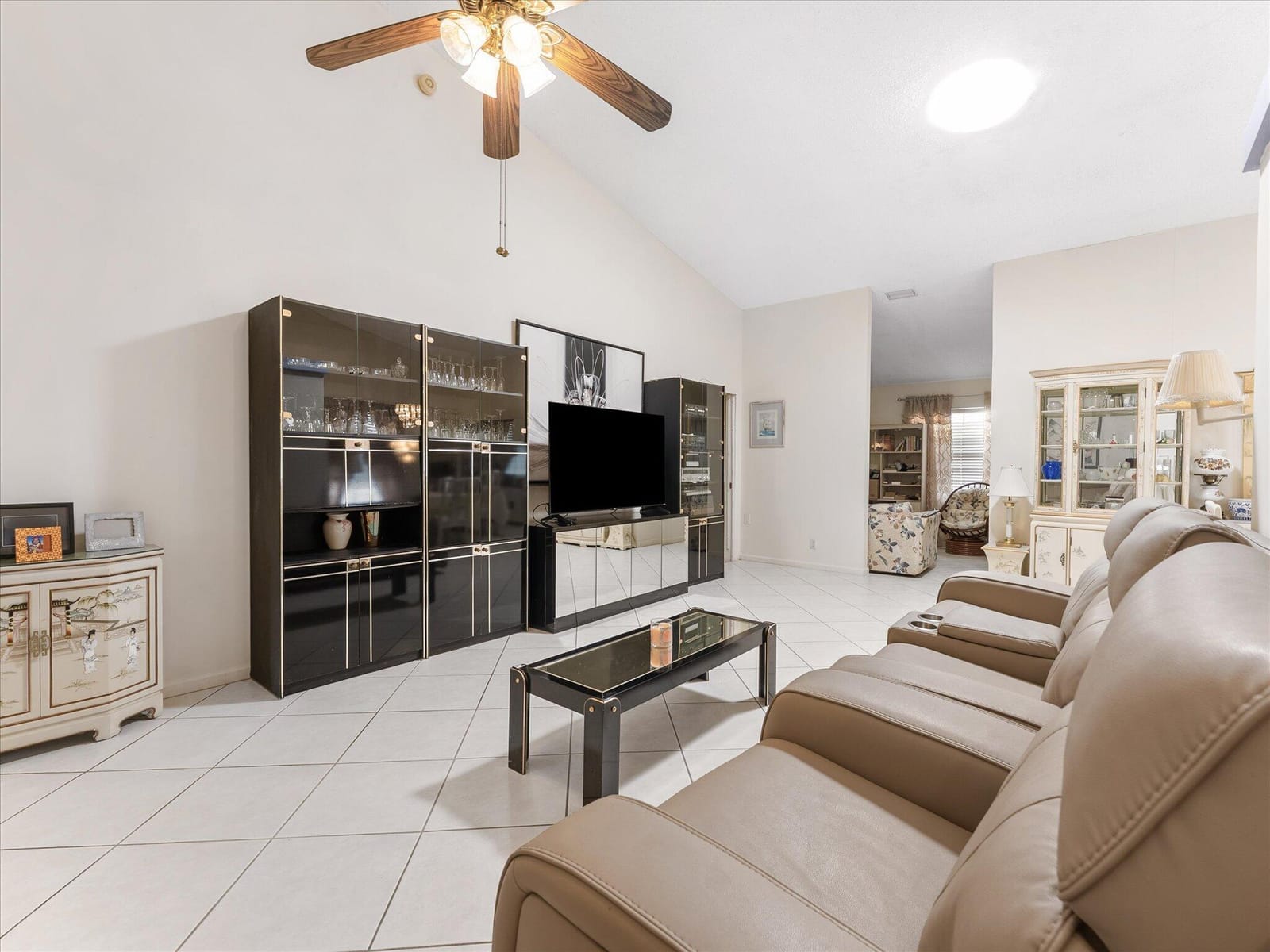 3897 Dafilee Circle — photo 10