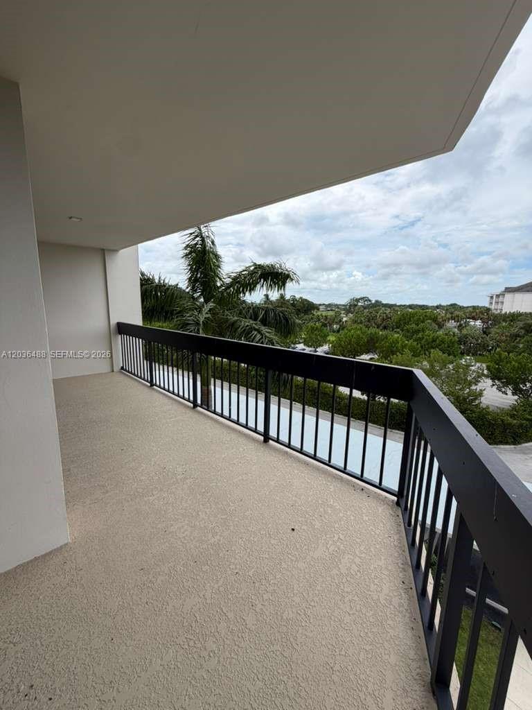 2400 Presidential Way 403, West Palm Beach, FL 33401, West Palm Beach